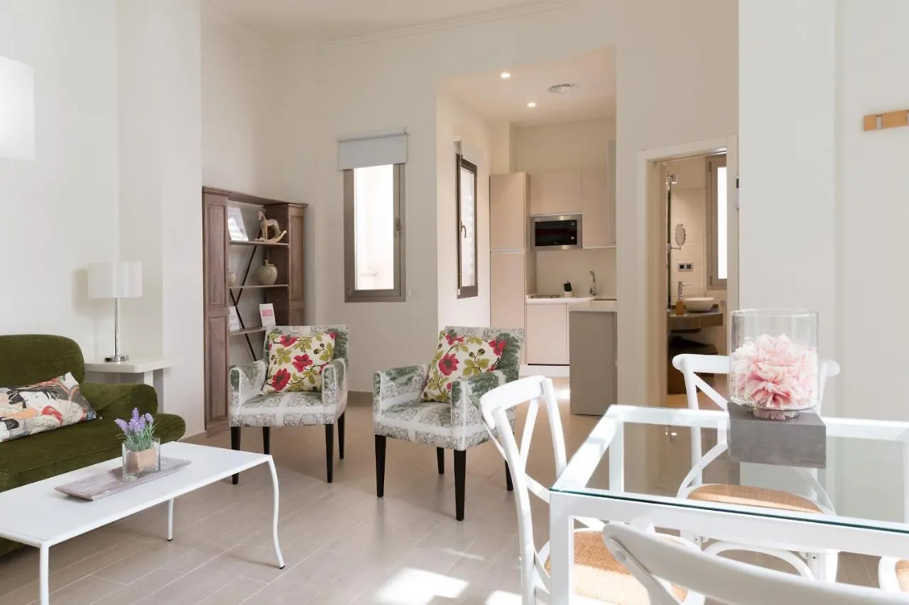 Welldone Cathedral Suites Seville Apartment