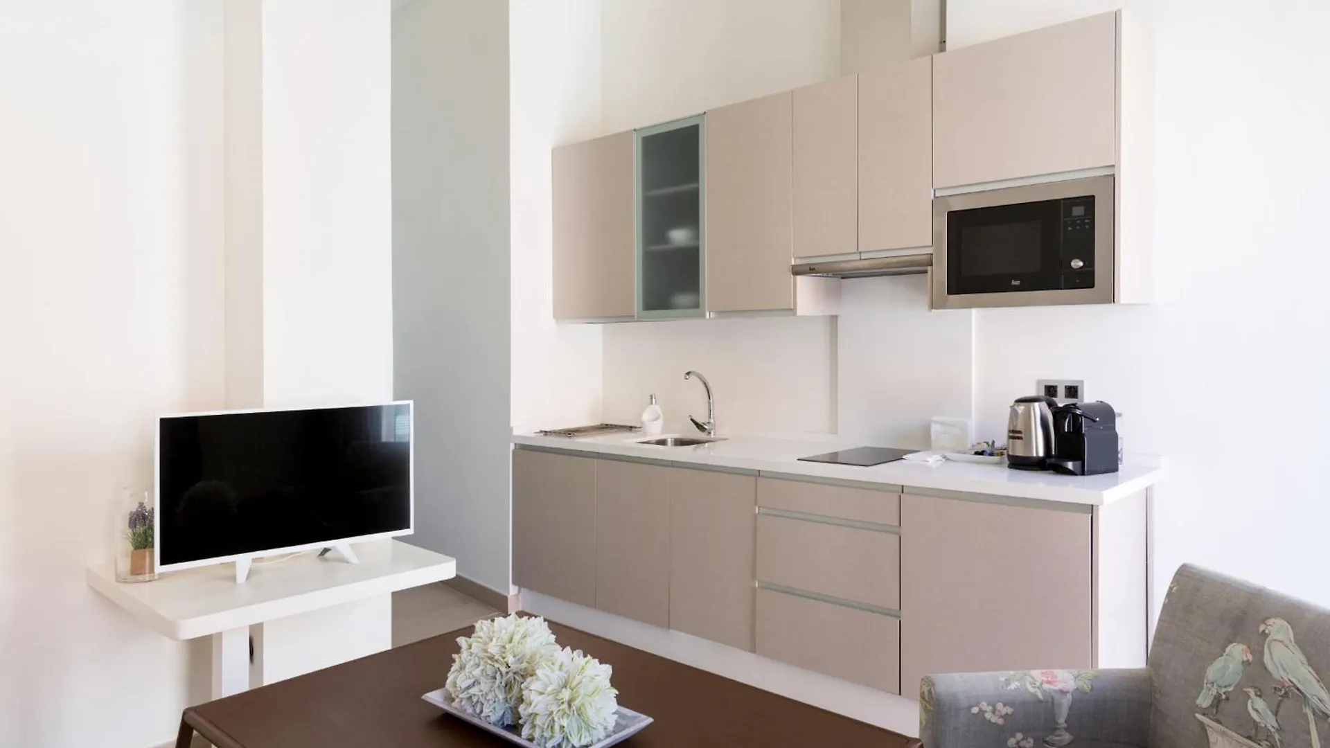 Apartment Welldone Cathedral Suites Seville Spain