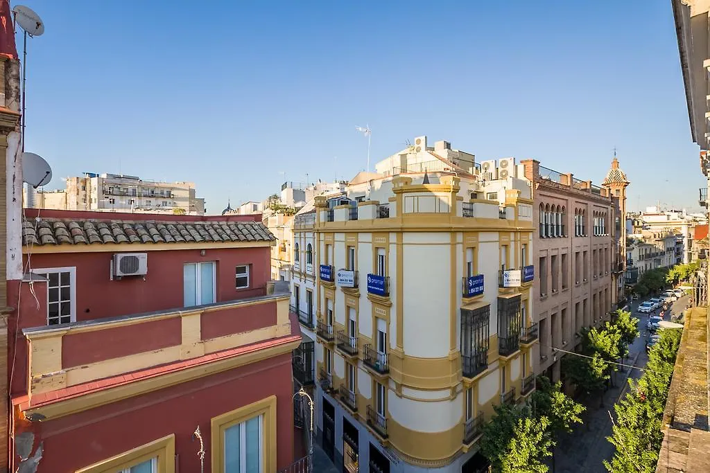 Welldone Cathedral Suites Seville Apartment